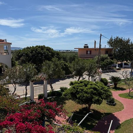 Vias Hotel Neápolis Екстериор снимка