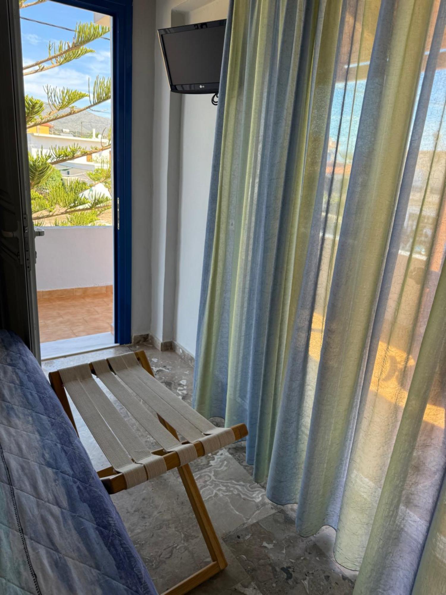 Vias Hotel Neápolis Екстериор снимка