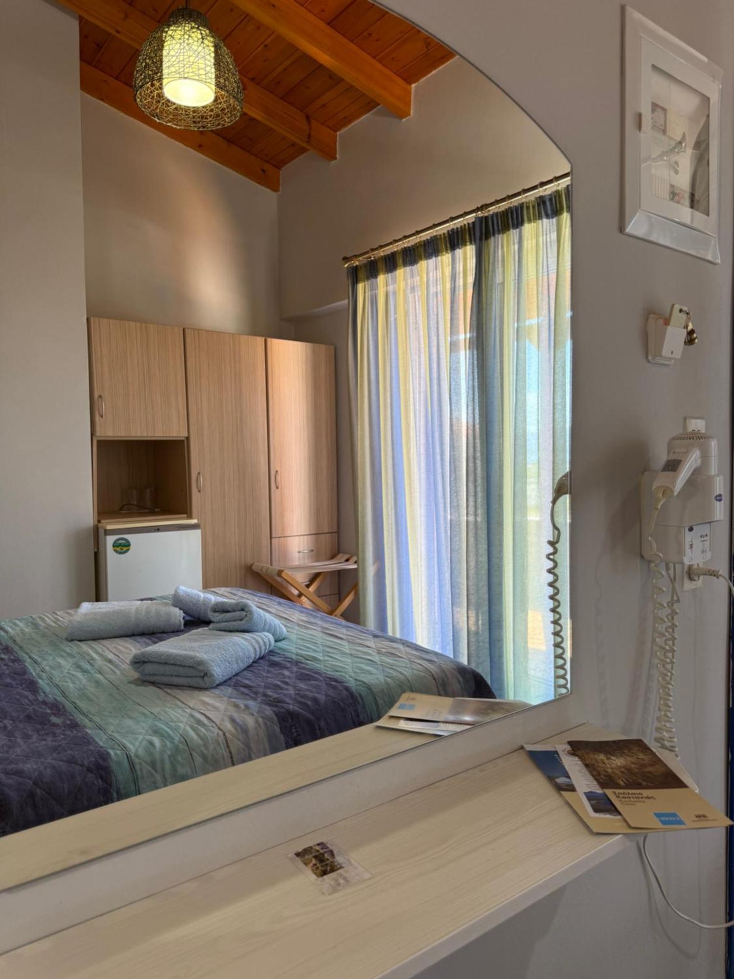 Vias Hotel Neápolis Екстериор снимка