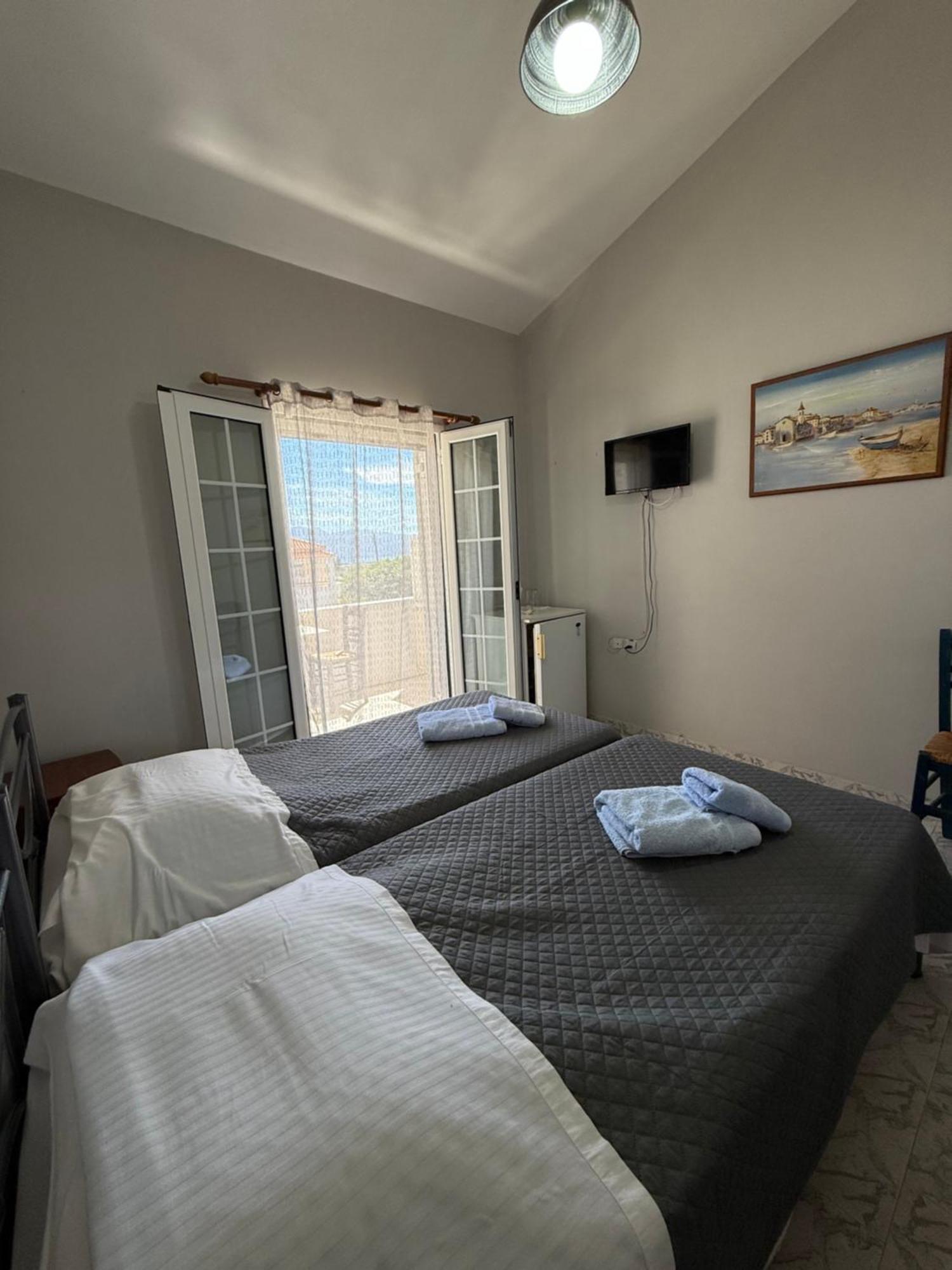 Vias Hotel Neápolis Екстериор снимка