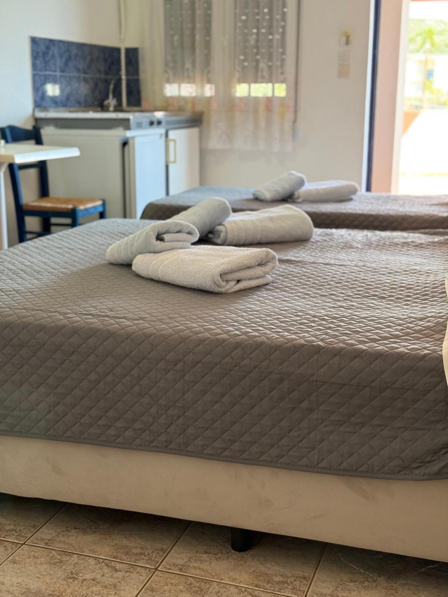 Vias Hotel Neápolis Екстериор снимка