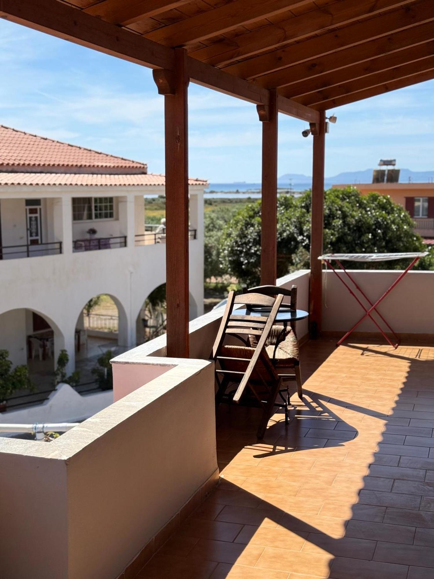 Vias Hotel Neápolis Екстериор снимка