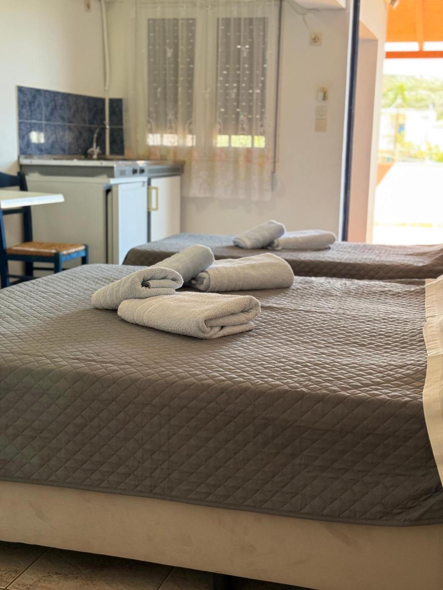 Vias Hotel Neápolis Екстериор снимка